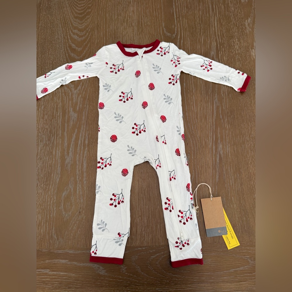 Kyte Baby Holly Berry Long Sleeve Romper